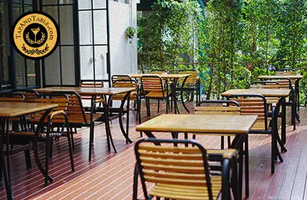 Struggling restaurant in Dallas–Fort Worth with empty tables and owner reviewing operations